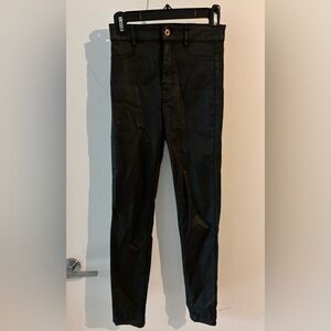 Zara size 02 lacquered black pant